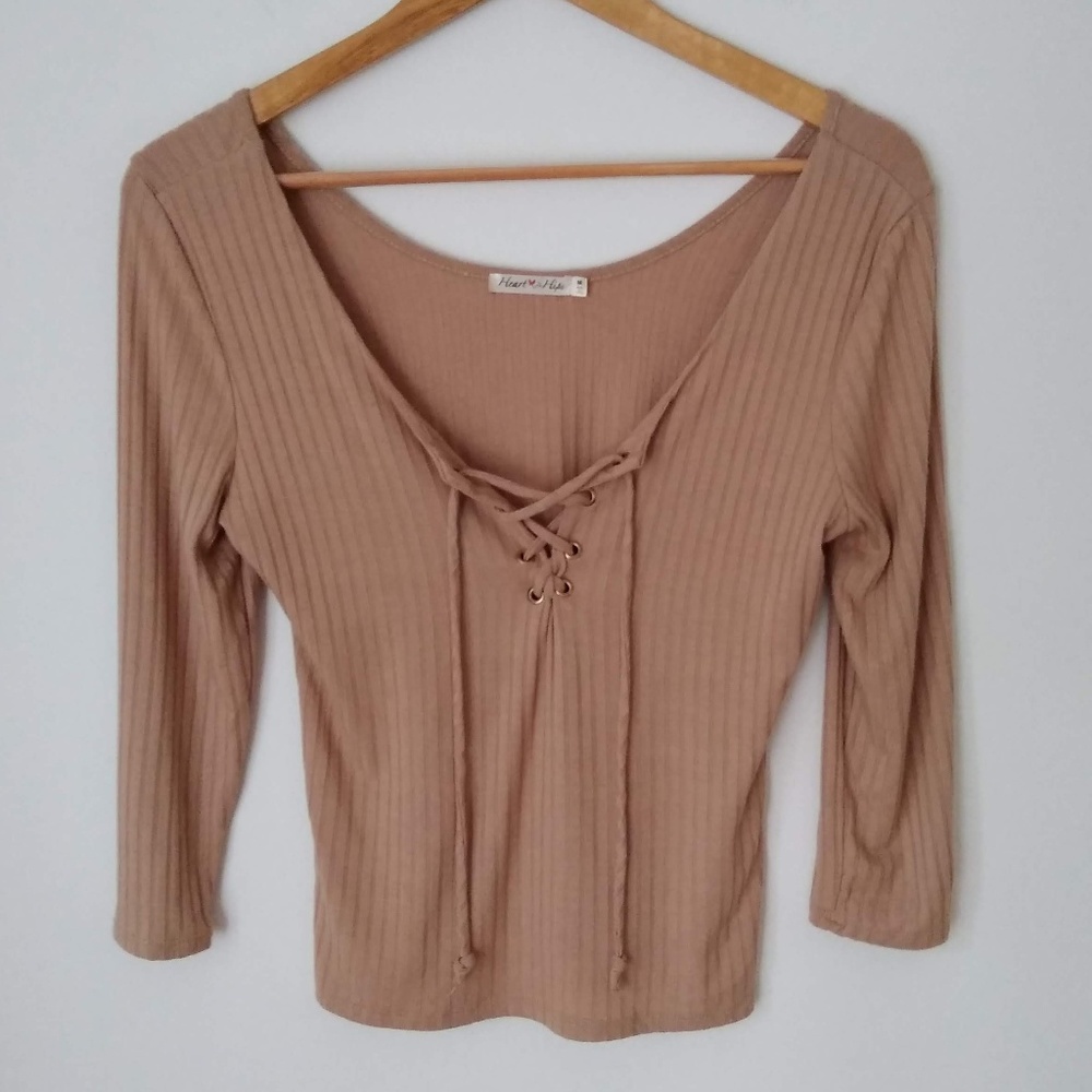 💥 EUC Heart & Hips 3/4 Sleeves Strappy Front Shirt